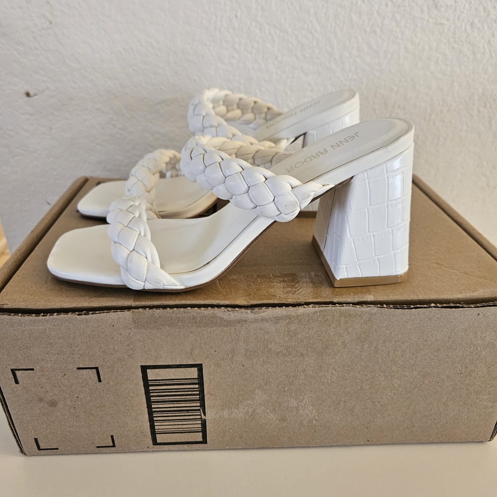 Jenn Ardor White Block Heel Sandals